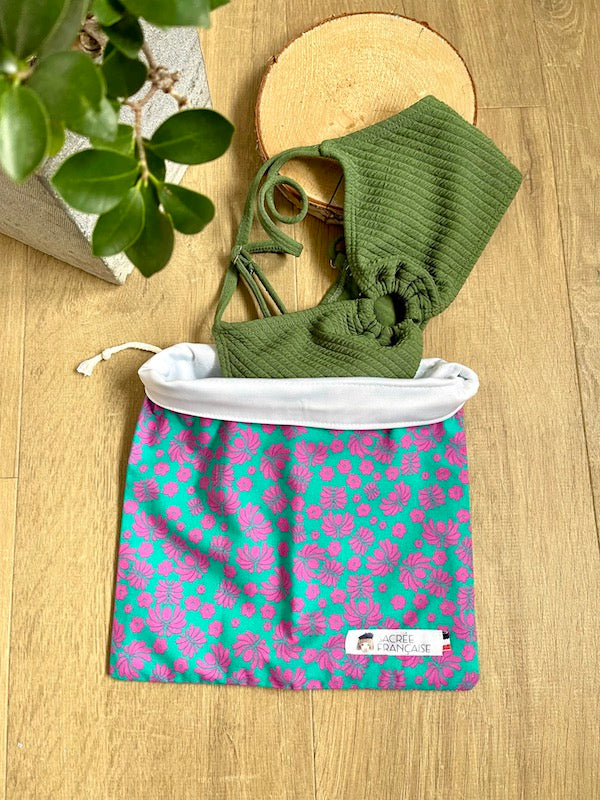 Pochon Imperméable Multi-Usages Sacrée Française | Fait Main en France | Zéro Déchet & Discret (24x24 cm) - Sacrée Française