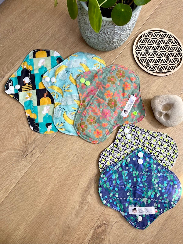 Kit Hygiène Féminine – 3 Flux Moyens + 2 Protège-Slips - Sacrée Française