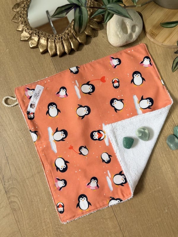 Serviette visage lavable en coton Oeko-Tex, faite main à Lyon, Sacrée Française