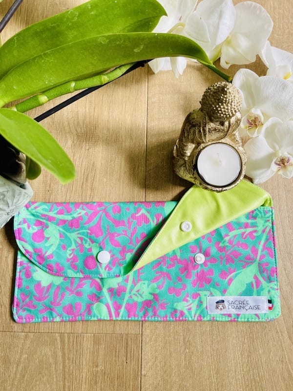Sacrée Française Accessoires Cosmétiques Pochette imperméable Taille L Pochette Imperméable Taille L | Pratique, Durable et Écologique