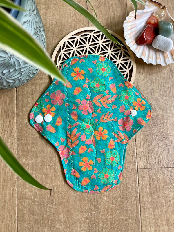 Serviette hygiénique flux moyen