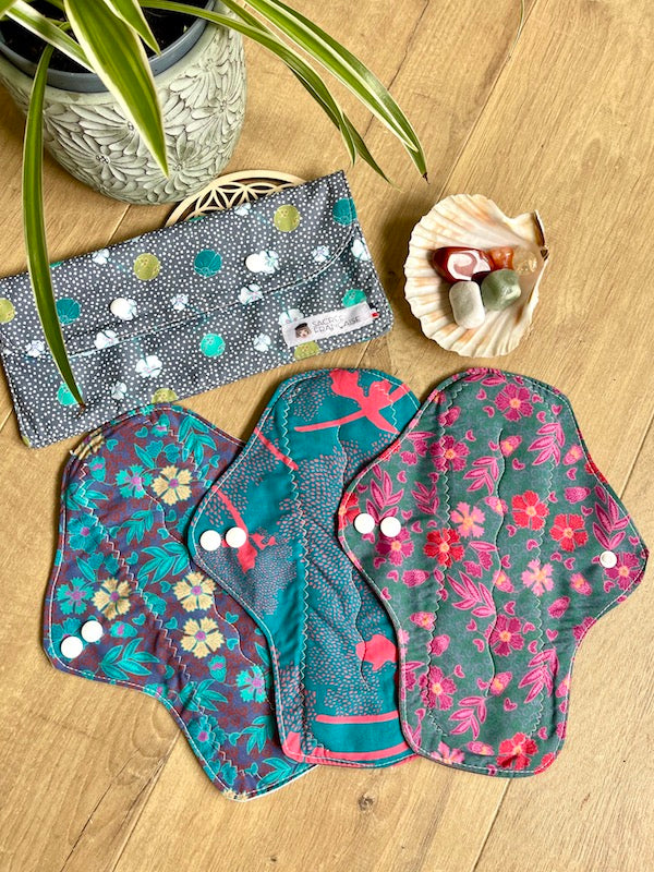 Lot 3 flux abondants plus une pochette de transport imperméable taille L