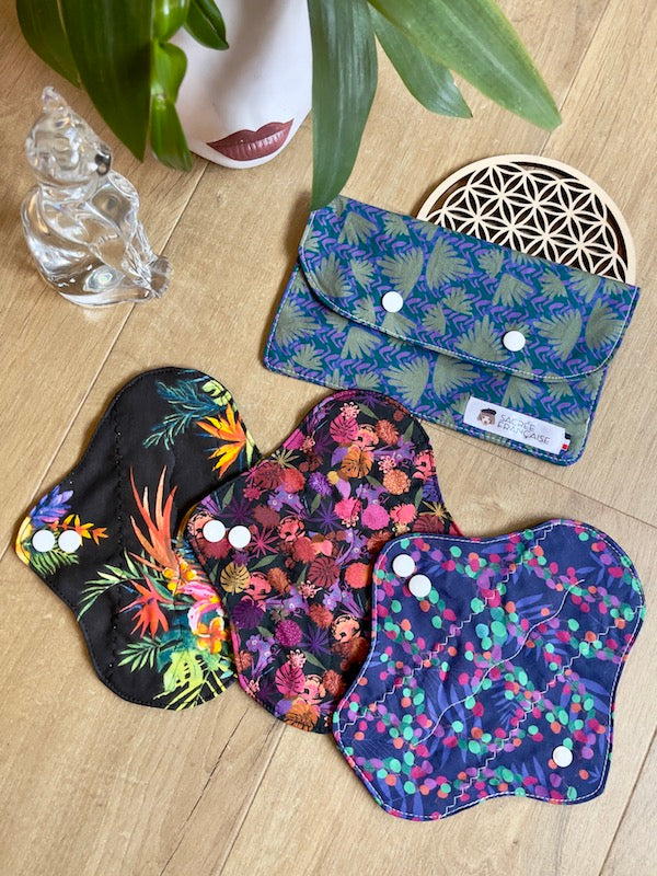 Lot de 3 protège-slips lavables plus une pochette de transport taille S