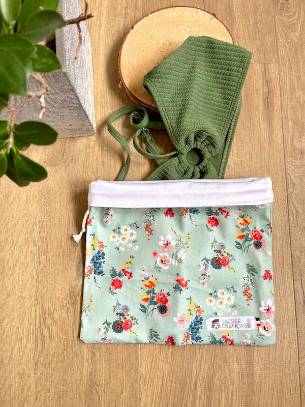 Pochon Imperméable Multi-Usages Sacrée Française | Fait Main en France | Zéro Déchet & Discret (24x24 cm) - Sacrée Française
