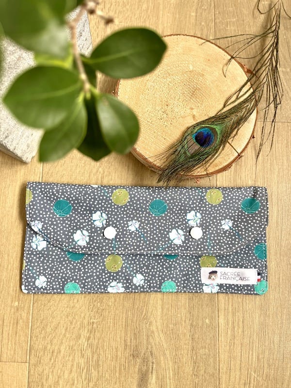 Sacrée Française Accessoires Cosmétiques Pochette imperméable Taille L Pochette Imperméable Taille L | Pratique, Durable et Écologique