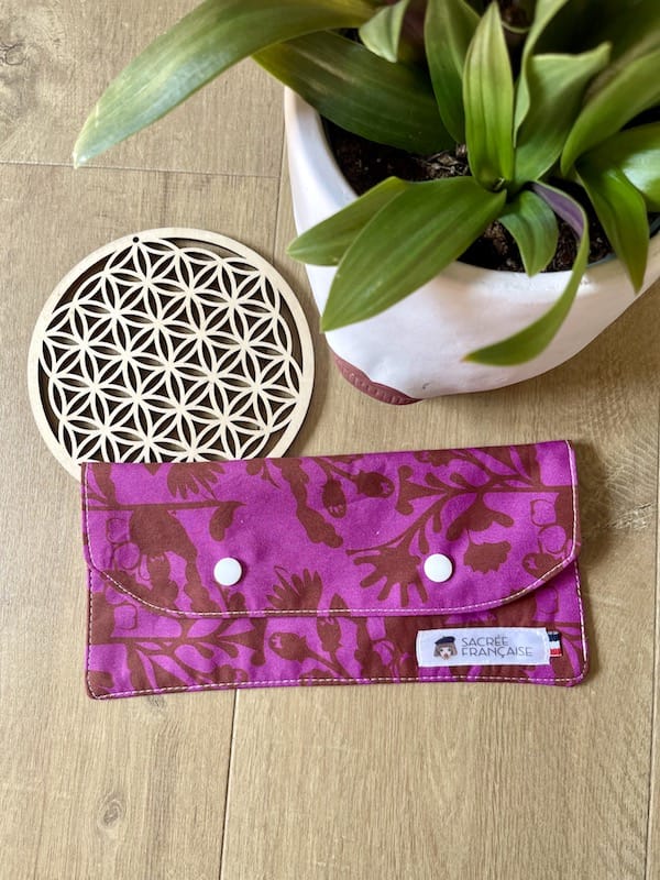 Sacrée Française Accessoires du quotidien Pochette imperméable taille M Pochette Imperméable Taille M | Pratique, Durable et Écologique