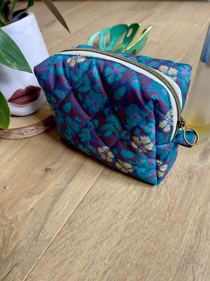 Trousse de toilette molletonnée