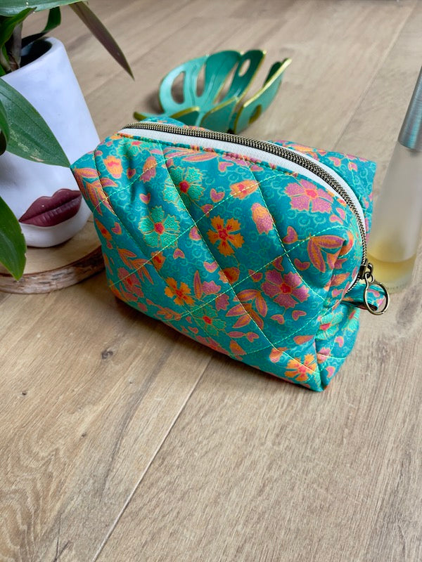 Trousse de toilette molletonnée