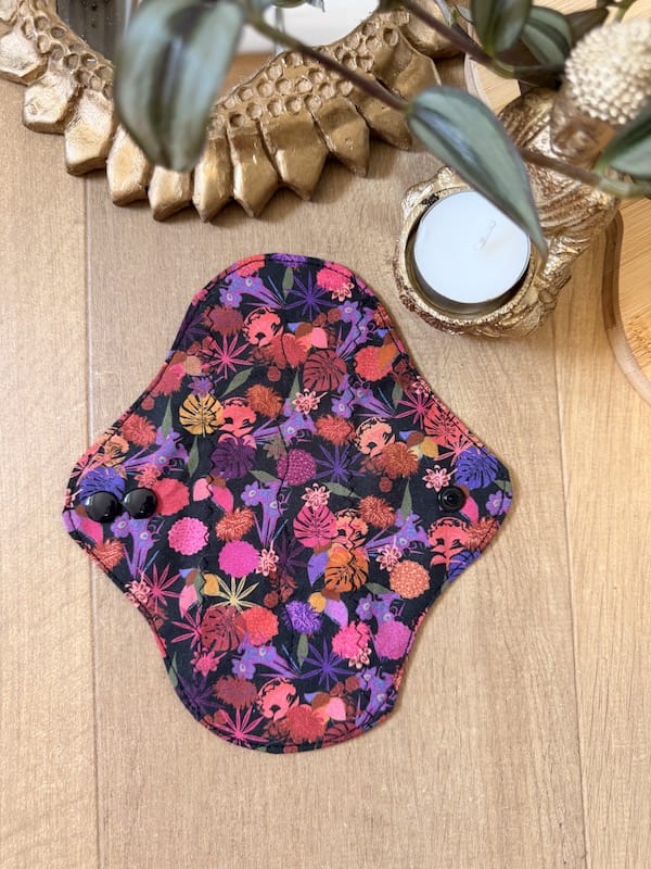 Sacrée Française Protections périodiques Protège-slip lavable Protège-slip lavable fait main à Lyon