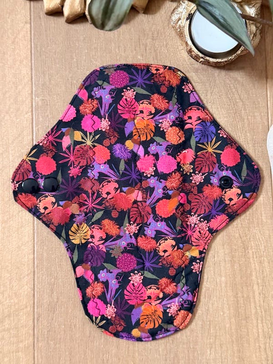 Serviette hygiénique lavable flux moyen Oeko-Tex, faite main à Lyon, Sacrée Française