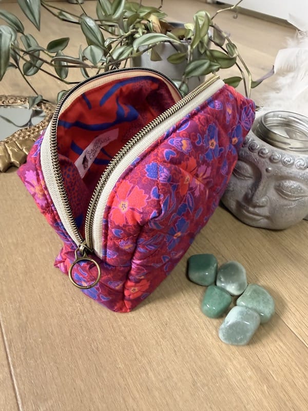 Sacrée Française Accessoires du quotidien Trousse de toilette molletonnée Trousse de toilette molletonnée