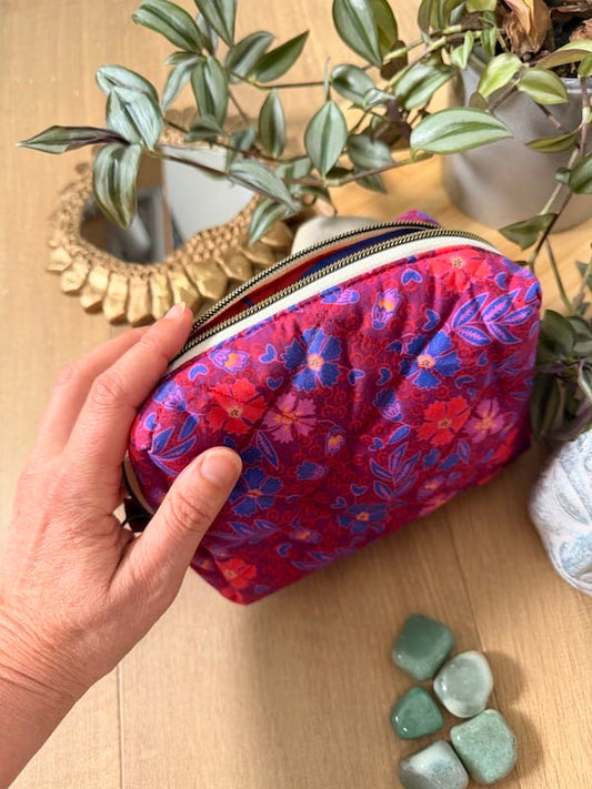 Trousse de toilette mixte doublée en coton Oeko-Tex, faite main à Lyon, Sacrée Française