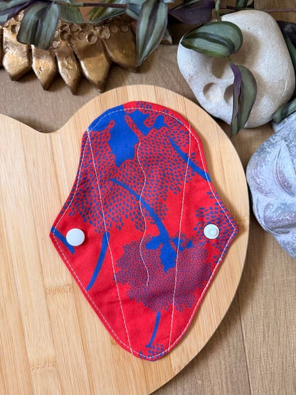 Protège-string lavable Oeko-Tex, fait main à Lyon, Sacrée Française