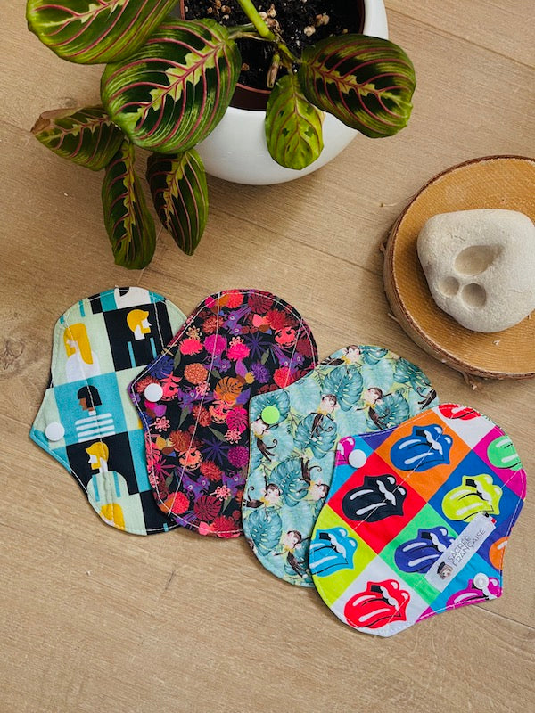 LOT DE 4 MINIS PROTÈGE-SLIPS LAVABLES