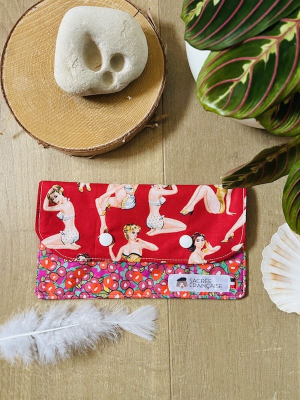 Sacrée Française Accessoires Cosmétiques Pochette imperméable taille S Pochette Imperméable Taille S | Compacte, Pratique et Écologique