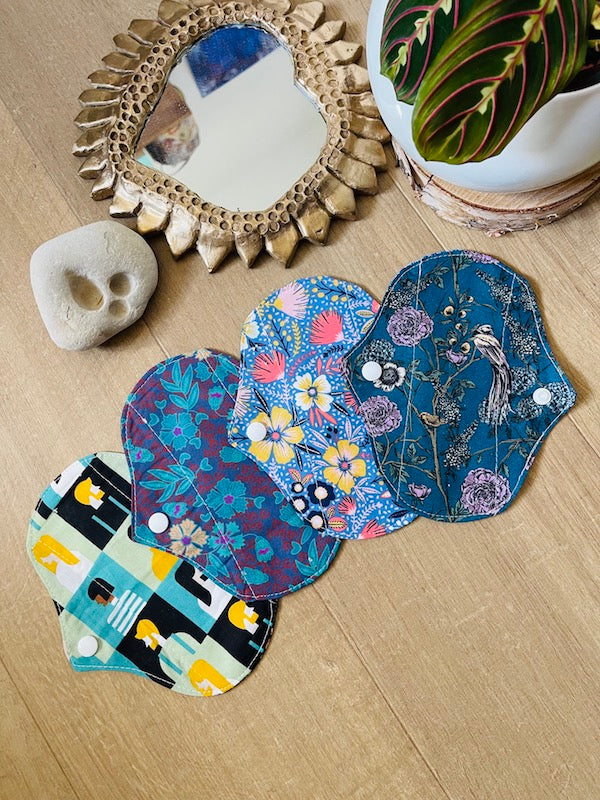 LOT DE 4 MINIS PROTÈGE-SLIPS LAVABLES