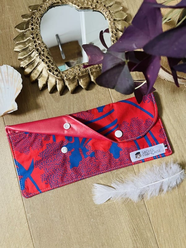 Sacrée Française Accessoires Cosmétiques Pochette imperméable Taille L Pochette Imperméable Taille L | Pratique, Durable et Écologique