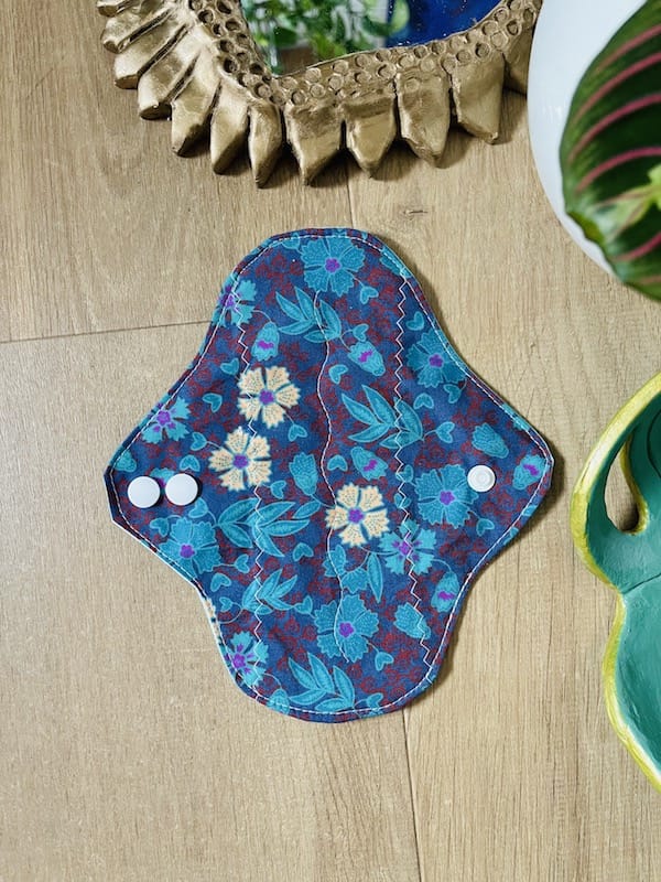Sacrée Française Protections périodiques Protège-slip lavable Protège-Slip Lavable | Confortable, Durable et Écologique
