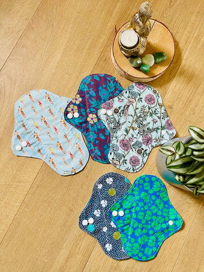 Feminine Hygiene Kit – 3 Medium Flows + 2 Panty Liners