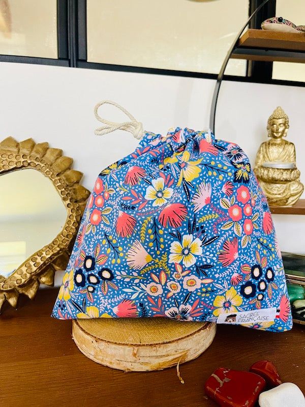 Pochon Imperméable Multi-Usages Sacrée Française | Fait Main en France | Zéro Déchet & Discret (24x24 cm)