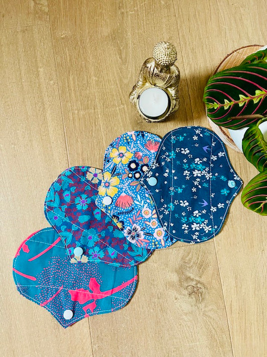 Pack of 4 mini panty liners