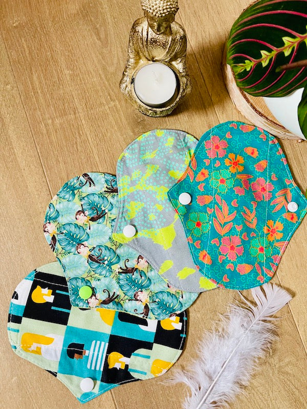 Lot de 4 mini protège-slips lavables