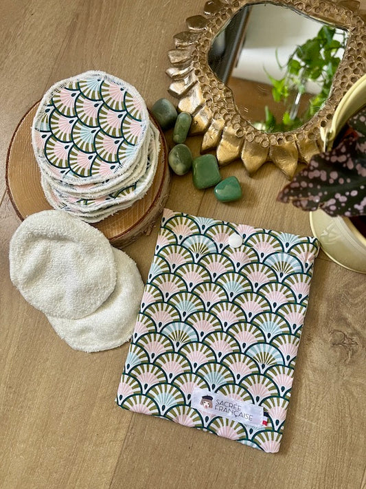 10 Reusable Cotton Pads per Pack with Carrying Case