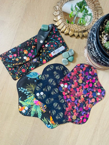 Lot de 3 serviettes hygiéniques lavables flux abondants où pour la nuit plus une pochette de transport imperméable taille L