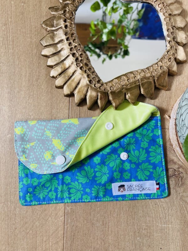 Sacrée Française Accessoires Cosmétiques Pochette imperméable taille S Pochette Imperméable Taille S | Compacte, Pratique et Écologique