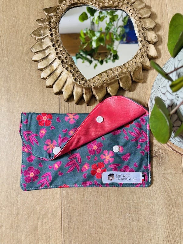 Sacrée Française Accessoires Cosmétiques Pochette imperméable taille S Pochette Imperméable Taille S | Compacte, Pratique et Écologique