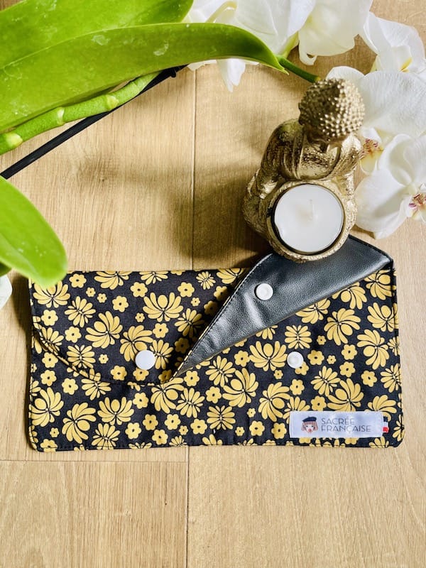 Sacrée Française Accessoires du quotidien Pochette imperméable taille M Pochette Imperméable Taille M | Pratique, Durable et Écologique