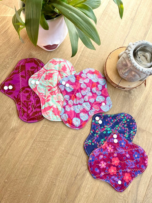 Kit Hygiène Féminine – 3 Flux Moyens + 2 Protège-Slips