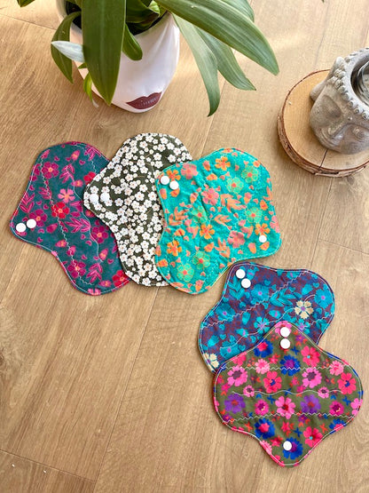 Feminine Hygiene Kit – 3 Medium Flows + 2 Panty Liners