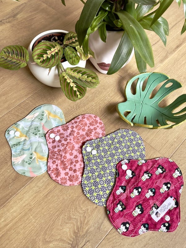 Sacrée Française Kit de démarrage Lot de 4 protège-slips lavables Lot de 4 Protège-Slips Lavables | Confort Écologique et Durable