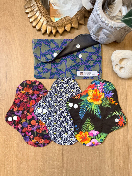 Lot 3 protège-slips plus pochette imperméable S, marine et noir