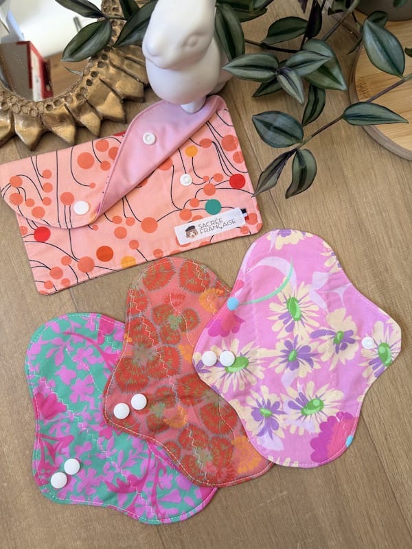 Lot de 3 protège-slips lavables plus une pochette de transport taille S