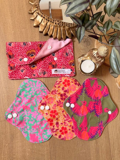 Lot de 3 protège-slips lavables avec pochette de transport taille S Oeko-Tex, fait main à Lyon, Sacrée Française
