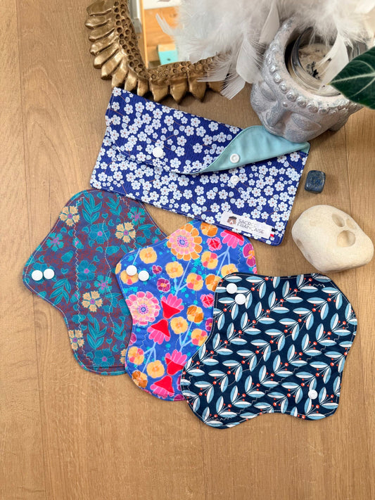 Lot 3 serviettes flux moyen plus pochette imperméable M Bleu