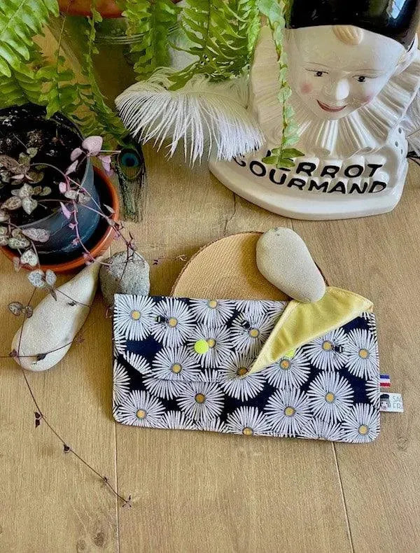 Pochette imperméable taille M - Sacrée Française