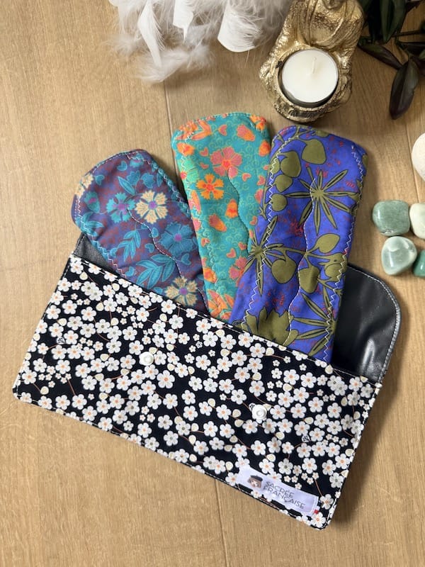 Lot de 3 Serviettes Hygiéniques Lavables Flux Abondants / Nuit, pochette L incluse